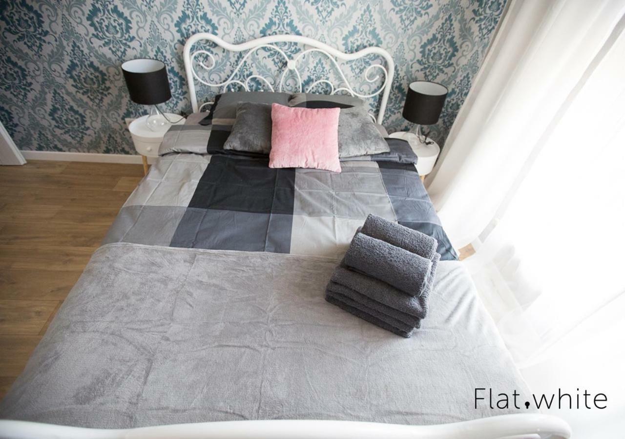 Apartamenty Flat White Zamkowa 4-6 ジェロナ・グラ エクステリア 写真