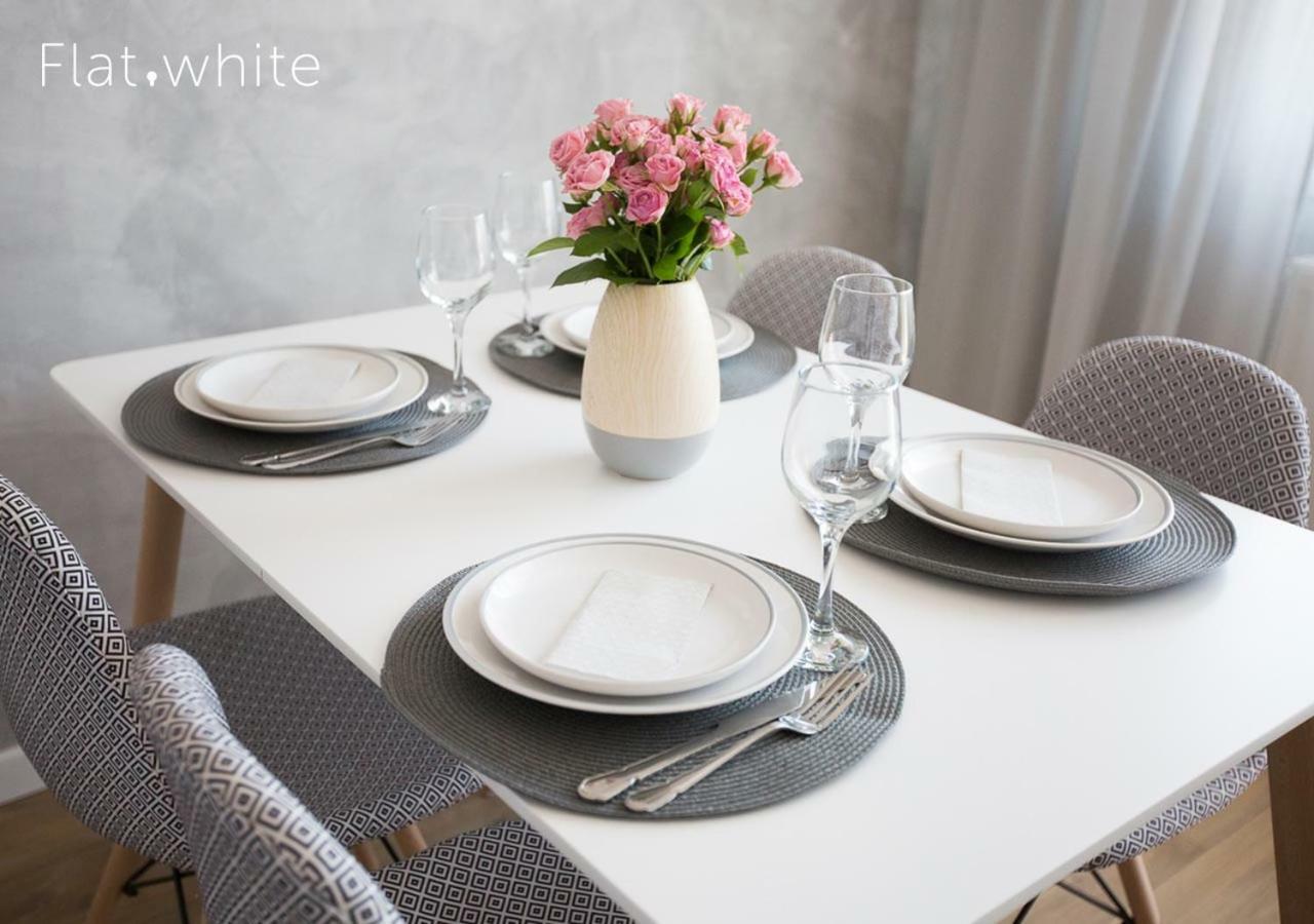 Apartamenty Flat White Zamkowa 4-6 ジェロナ・グラ エクステリア 写真