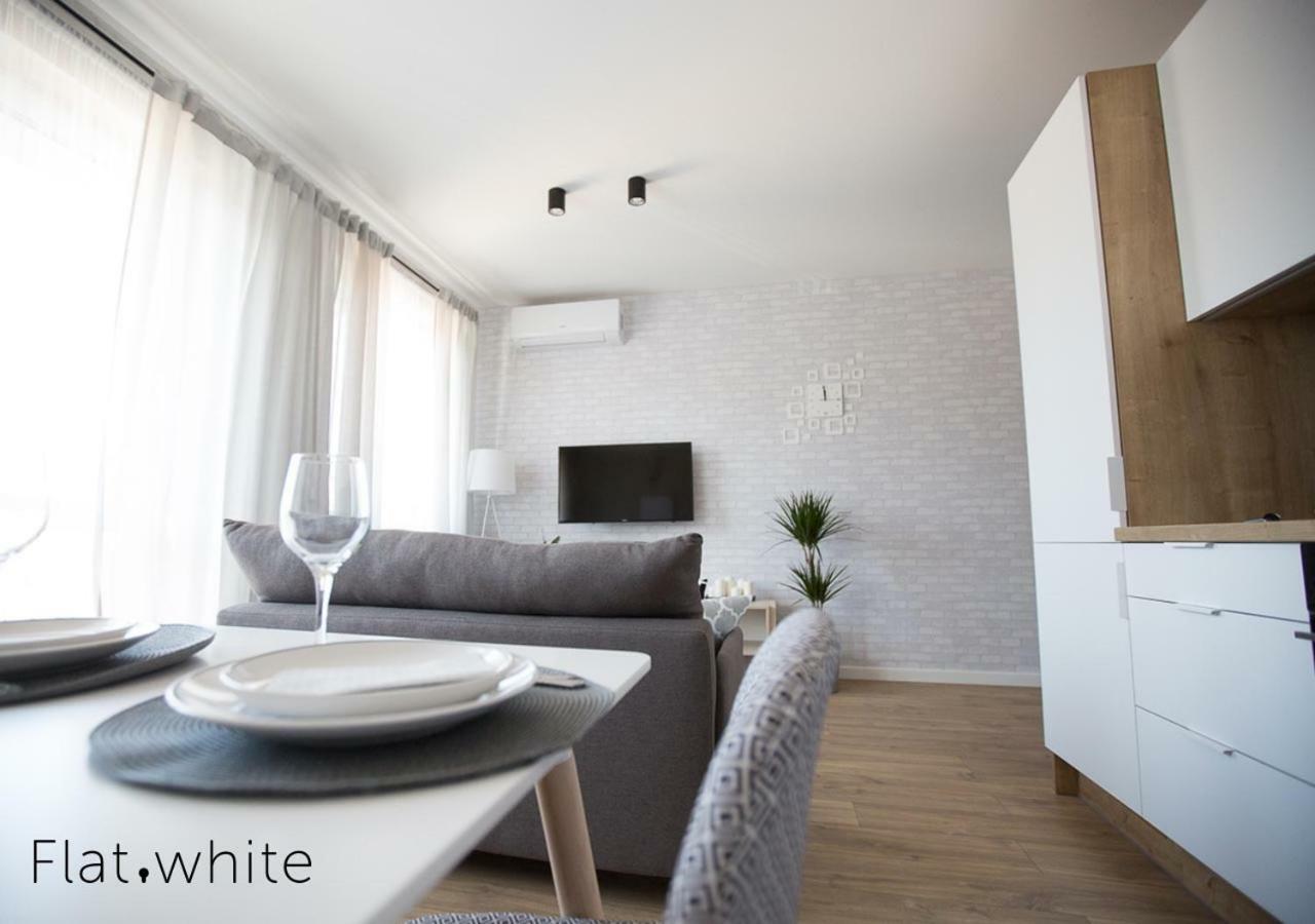 Apartamenty Flat White Zamkowa 4-6 ジェロナ・グラ エクステリア 写真