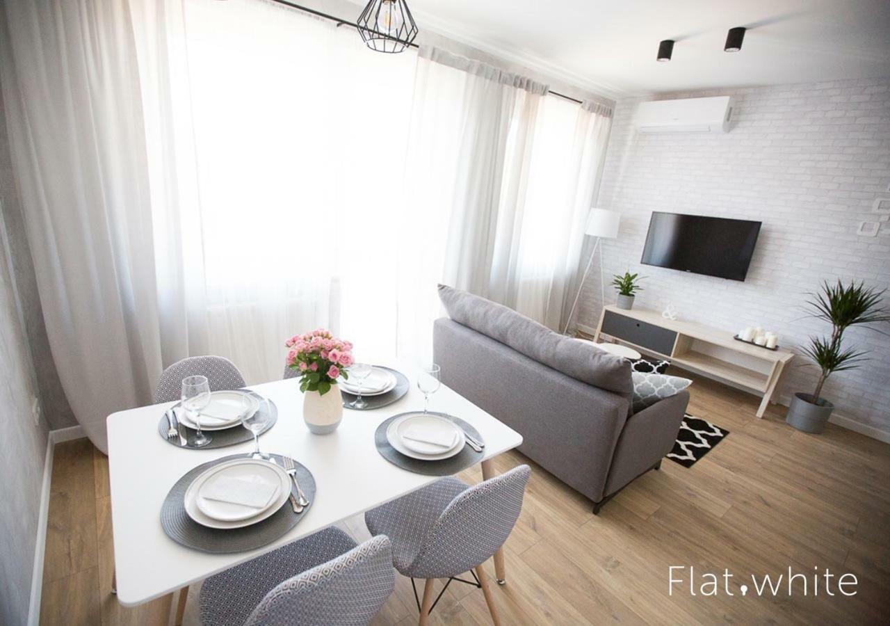 Apartamenty Flat White Zamkowa 4-6 ジェロナ・グラ エクステリア 写真