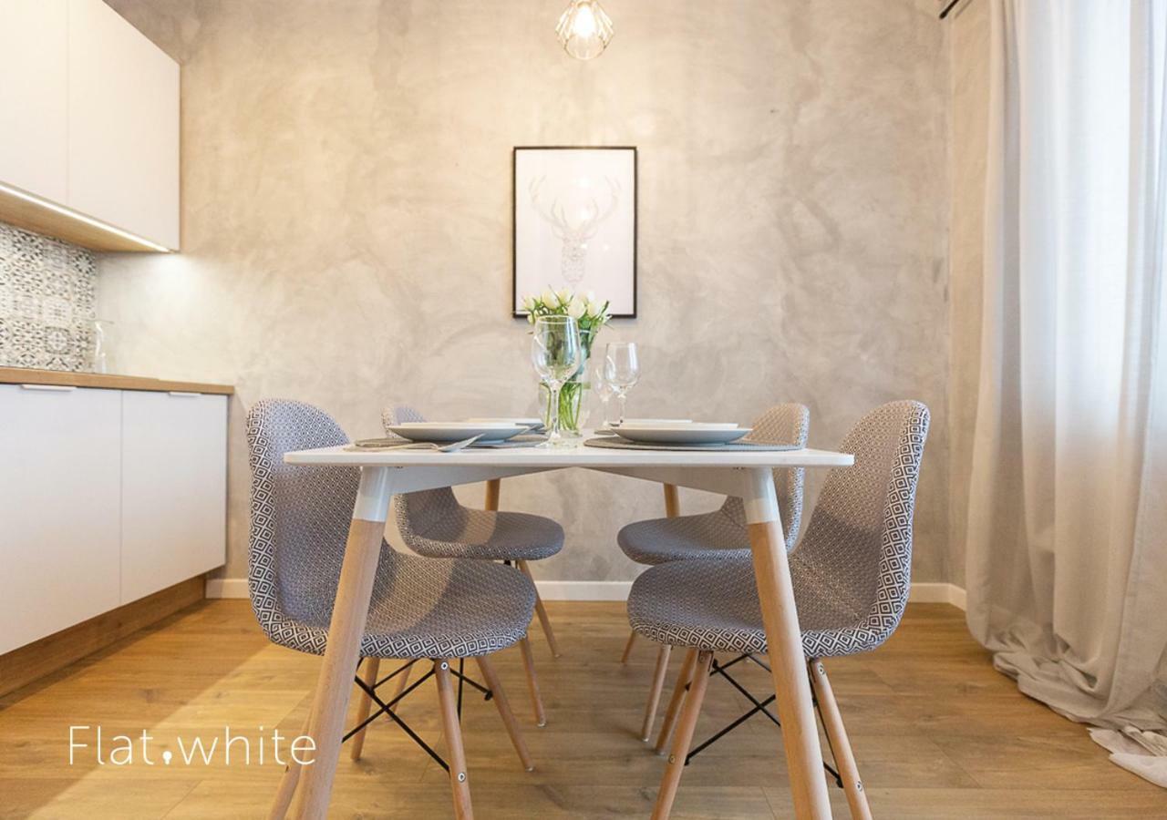 Apartamenty Flat White Zamkowa 4-6 ジェロナ・グラ エクステリア 写真